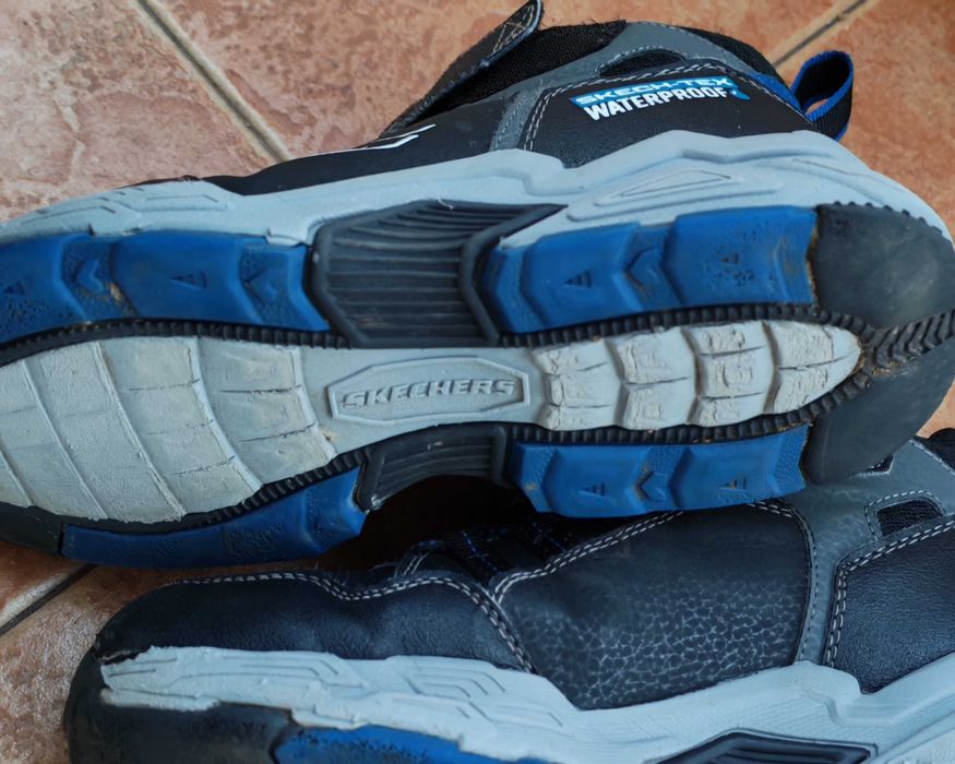 Зимни обувки за момче  Skechers