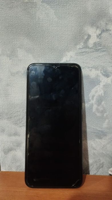 Телефон Техно камон