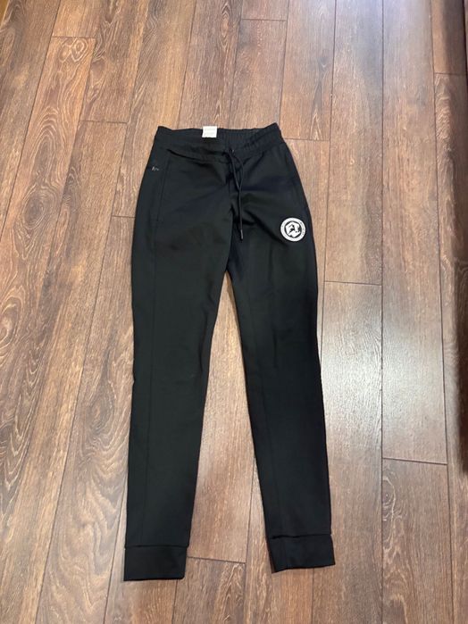 Дамски спортен екип Flair