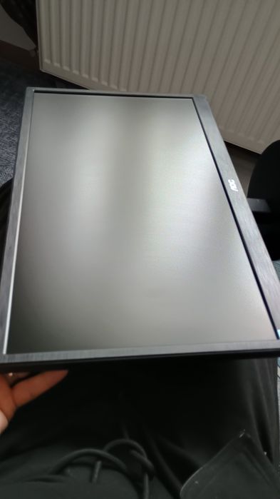 AOC  E2270Swdn 22" FullHD VGA DVI