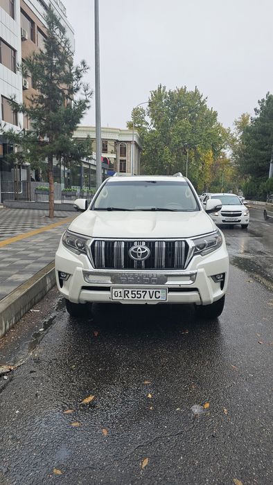Tayota land Cruiser prado 150