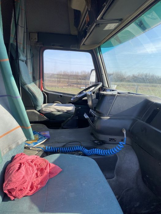 Vand Camion volvo  20 t/ basculabil/ bena cereale