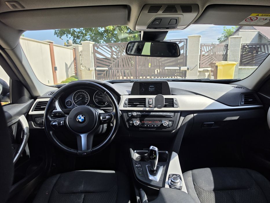 BMW 320d xDrive • 2015 • Automat • 184 CP • 4x4 • Head-Up Display