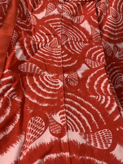 Pantaloni cu model de vara