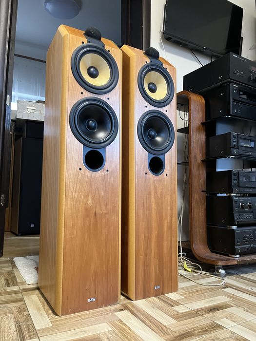 Boxe podea Bowers & Willkins CDM-7