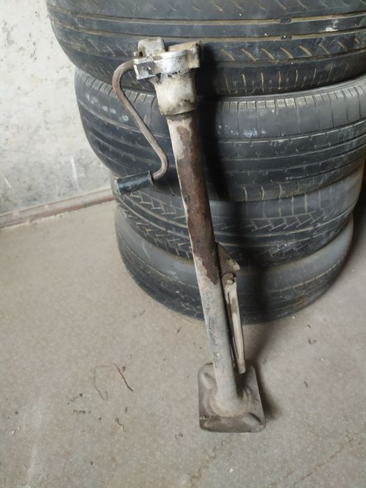 Продается (домкрат) Сотилади