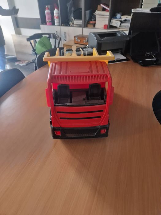 Jucării masină tip basculă copii