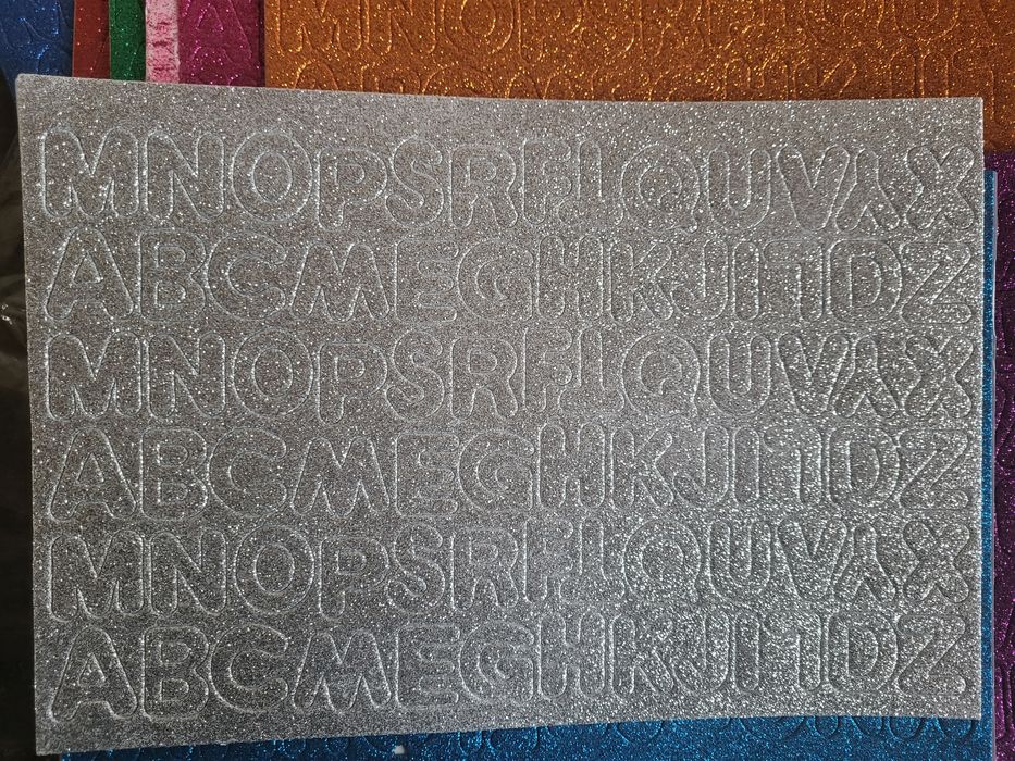 Буквы из глиттерного фоамирана