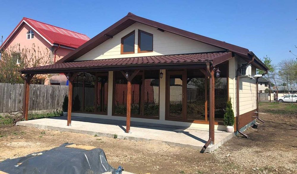 Casa Modulara, Garaje Auto, Containere din panou sandwich termoizolant