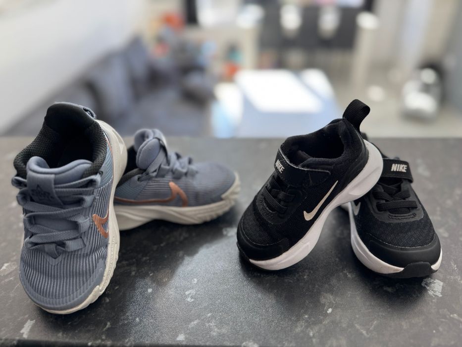 Детски сив Nike маратонки