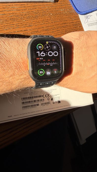 Apple Watch Ultra 2 Black Titanium  49mm