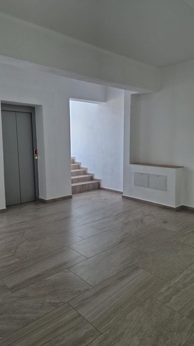 Apartament de închiriat