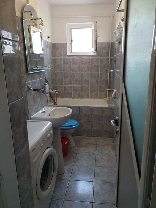 Închiriez apartament 2 camere
