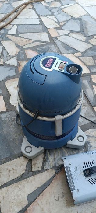 Пылесос сотилади