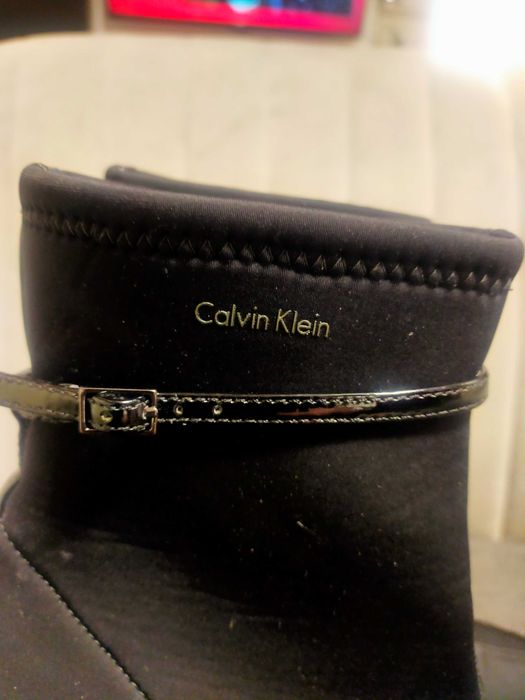 Vând ghete CALVIN KLEIN mărimea 38