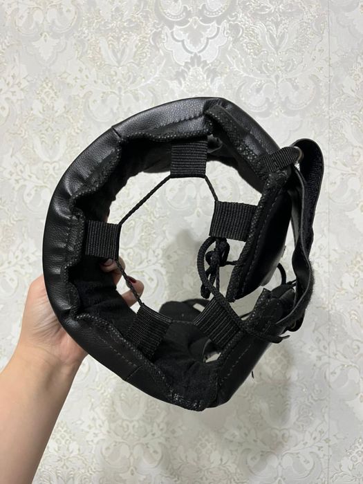 Боксерский шлем и бинты(черный)