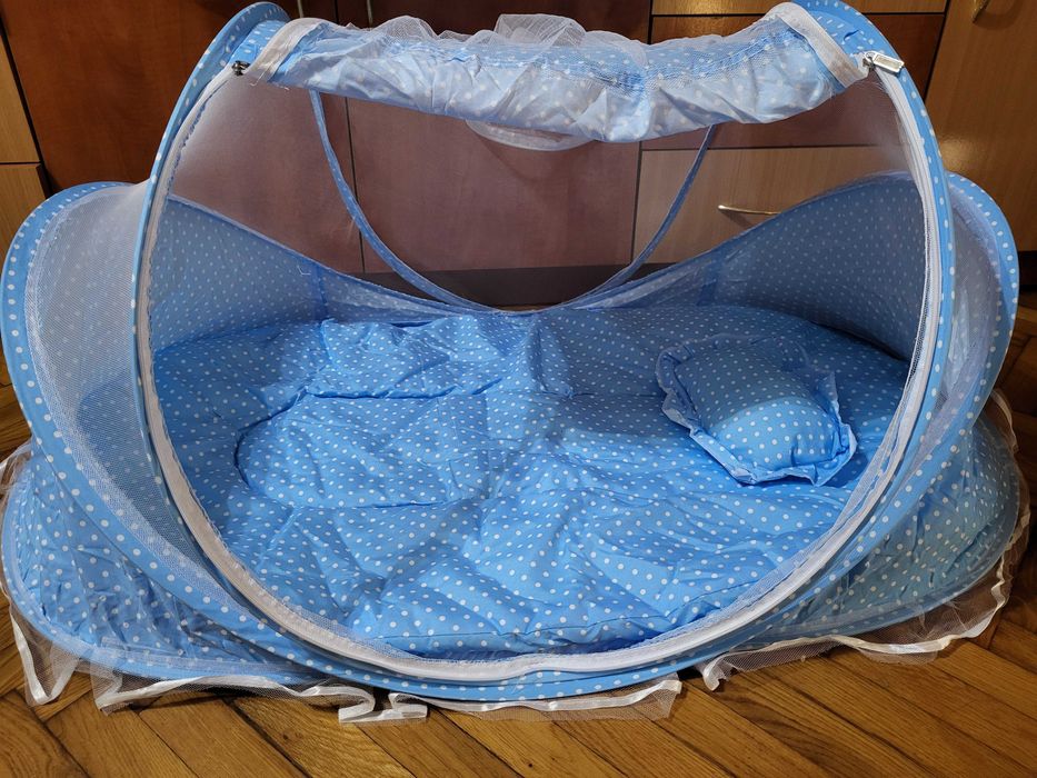 Pătuț portabil pliabil cu plasă de țânțari