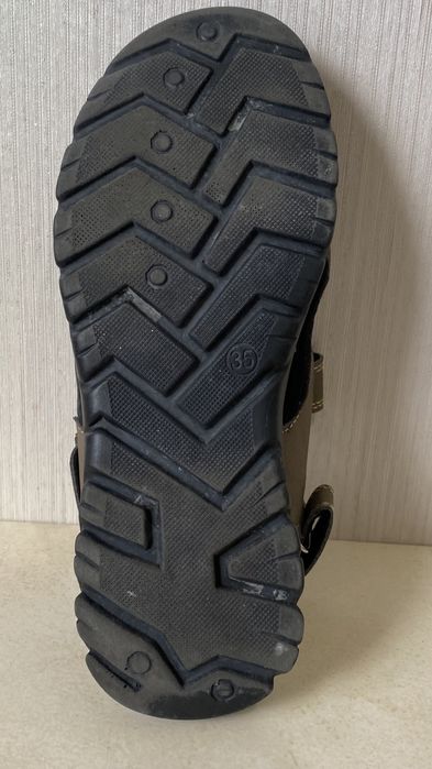 Сандалетки от юничел