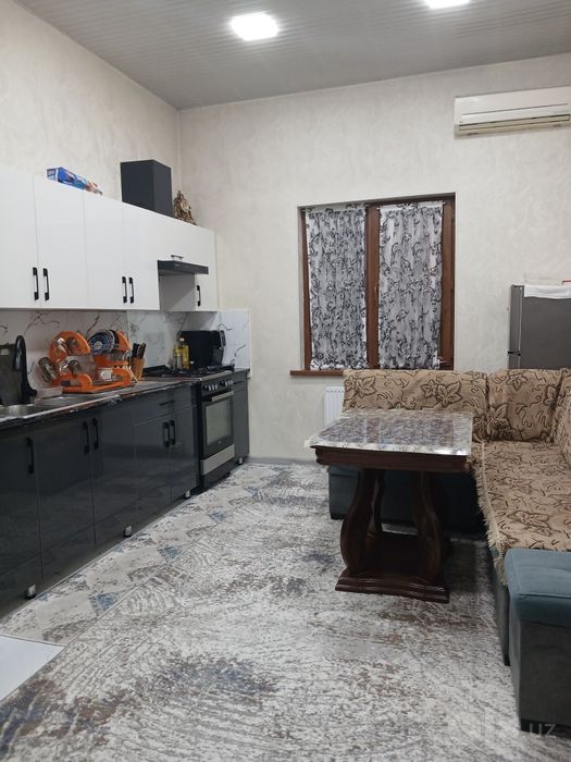 Продаётся Дом в хорошем районе