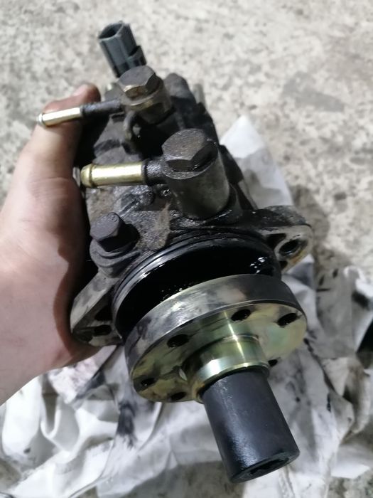 Nissan X-Trail T30  2.2 114ks на Части