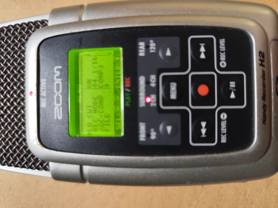 Микрофон-диктофон Zoom h2