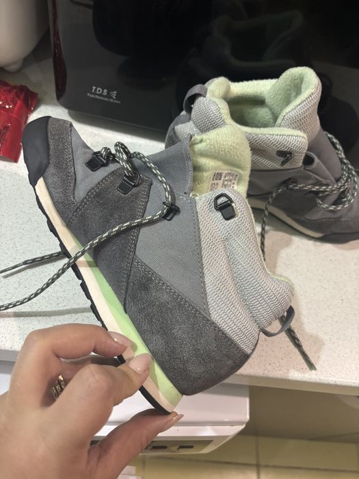 Bocanci Adidas marimea 34