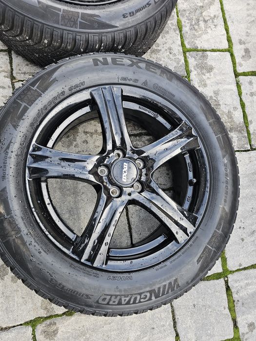 Jante OXXO r16  black compatibile Vw T cross