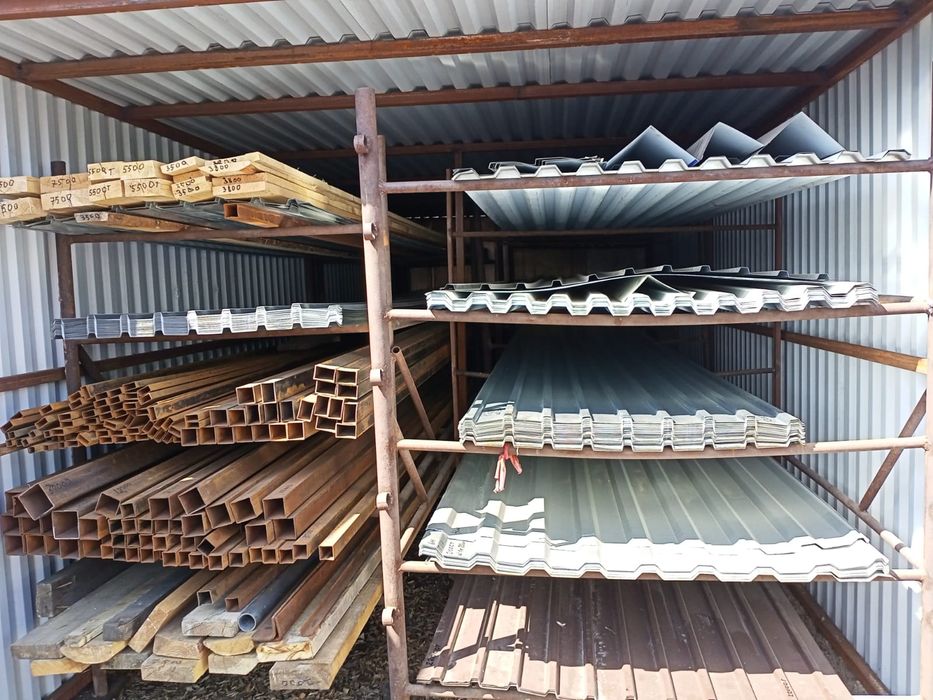 Продаю профлист.