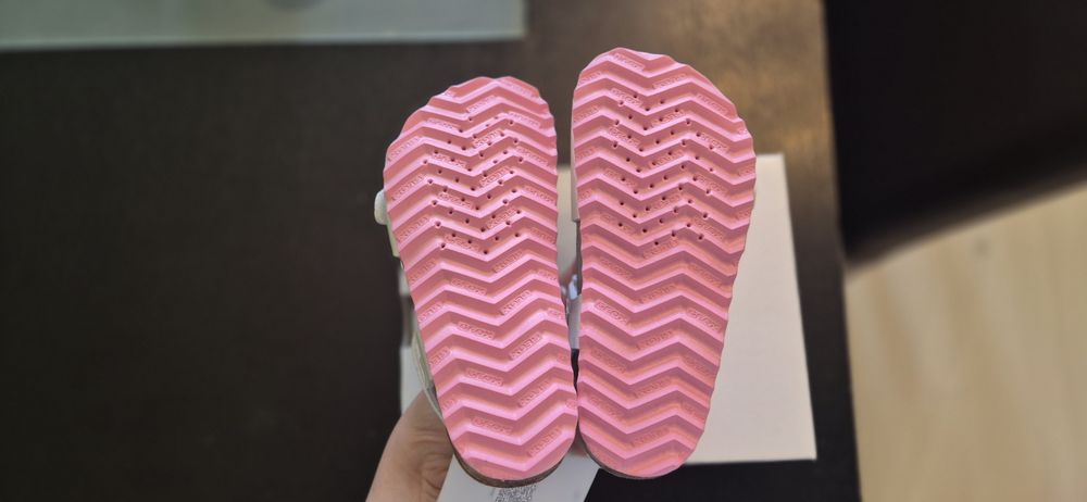 Детски сандали Geox