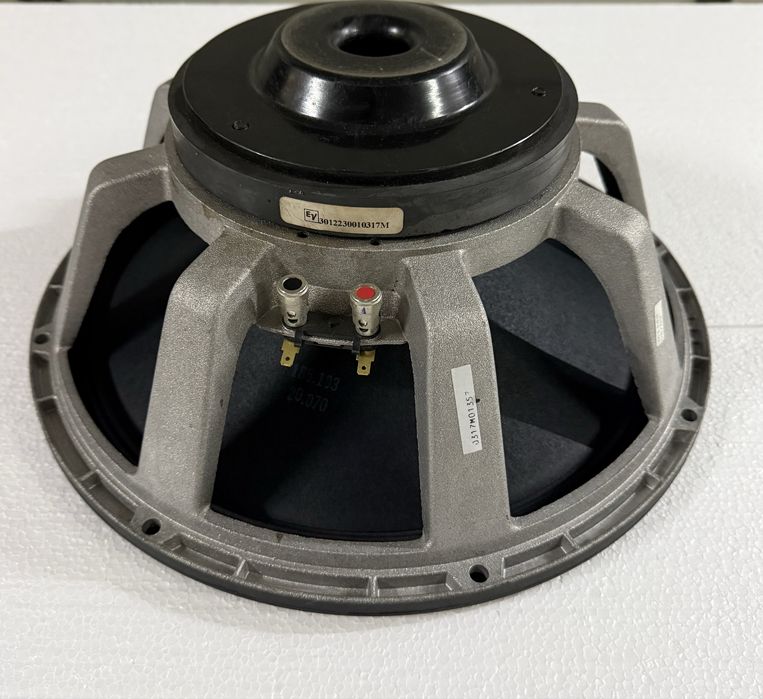 Vând difuzor EV DL15Y - DL15X
