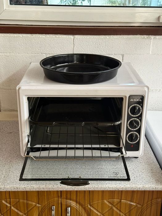 Продам электрическую печ Асель.