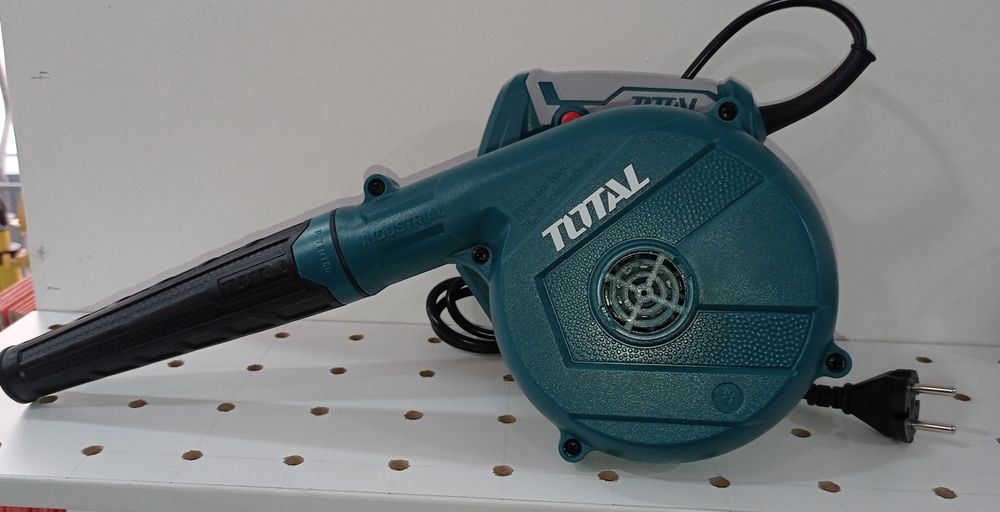 BLOWER  750вт. Воздуходувка