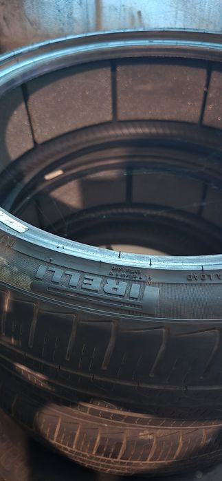 Летни гуми 225 40 19 Pirelli 2бр.