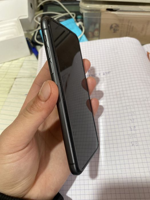 IPhone 11 емкост 70