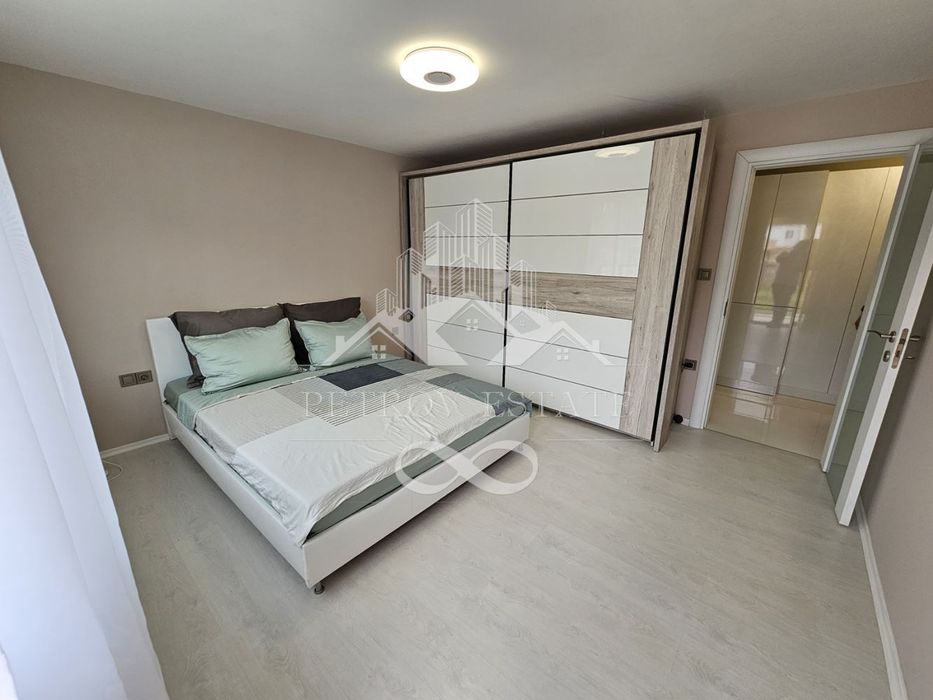 Продава се Двустаен апартамент в Велинград - 76 кв.м за 1040 €/кв.м - Снимка #4