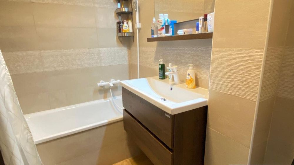 Тристаен апартамент в Надежда 1