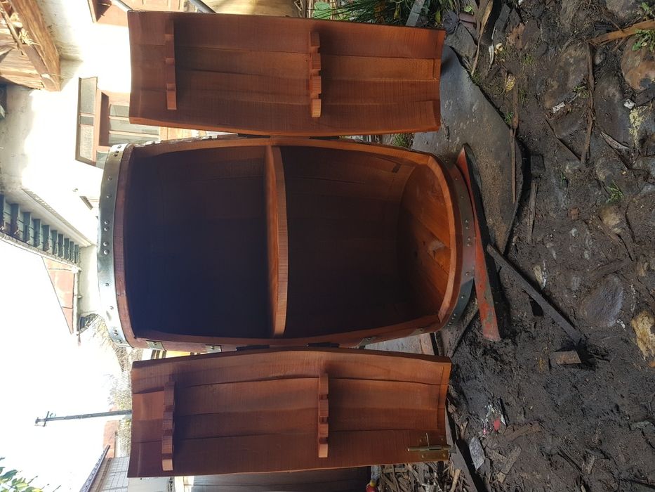 Raft din butoi de lemn