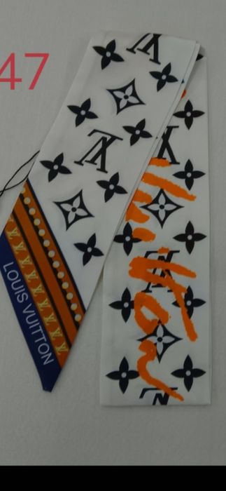 Eșarfe Louis Vuitton, modele 2026, 100% mătase, preț fix