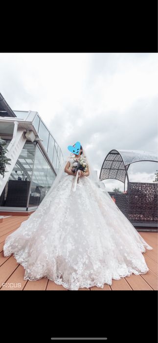 свадебное платье продам