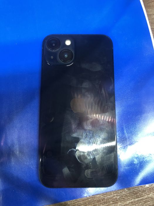 iPhone 13 темно синии 128gb