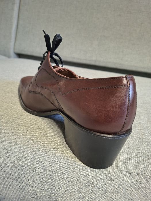 Туфли на каблуках