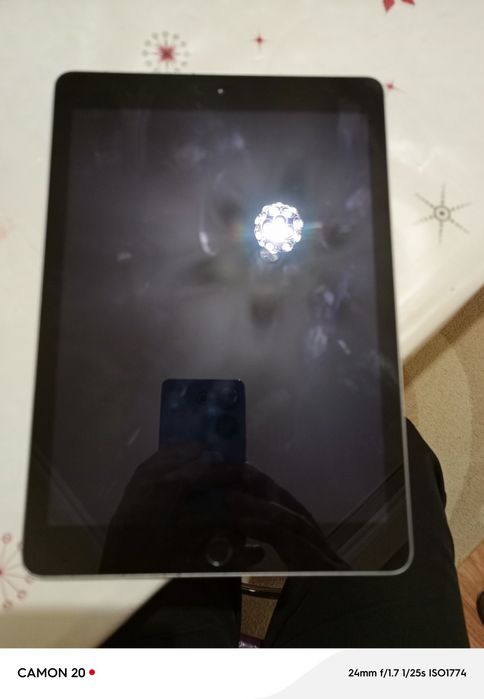 Айпад 32гб. 5 поколения