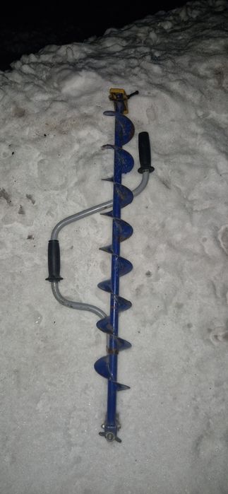 ПРОДАМ Ледобур на  110