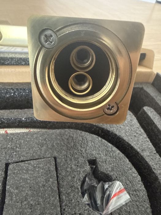 Сместитель для умывальника