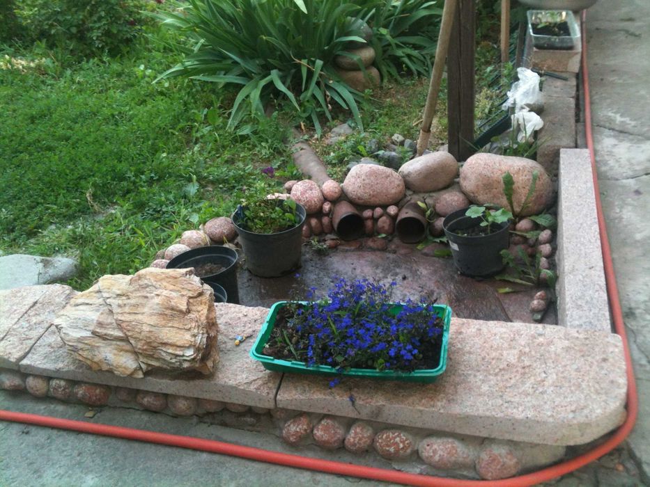 Каменная чаша для сада