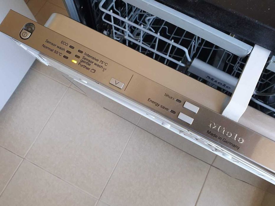 Miele - Auto Open - QuickPowerWash - Съдомиялна - Пълно Вграждане 60см