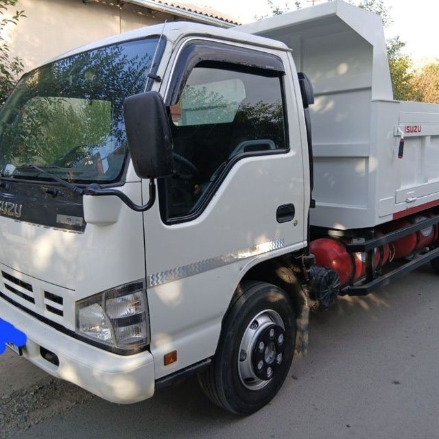 Isuzu NQR71zavot  2013