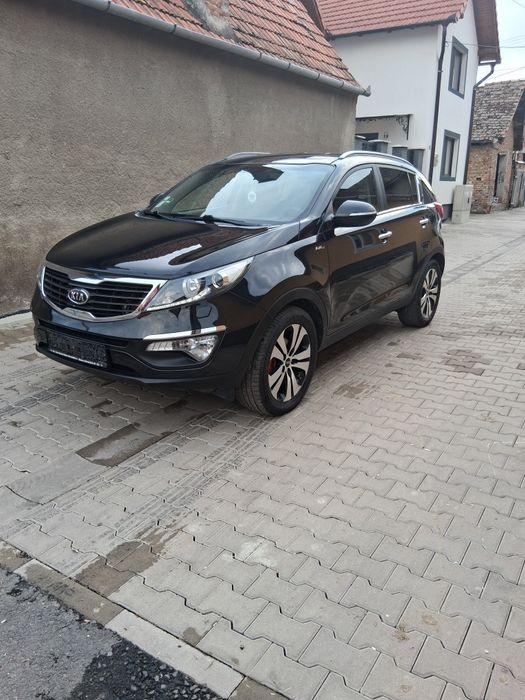 Vand kia sportage 2.0 4×4  214000 km