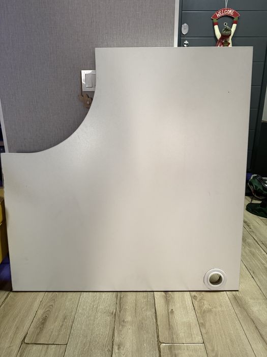 Угловая часть стола