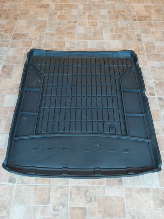 Гумена стелка за багажник pro line